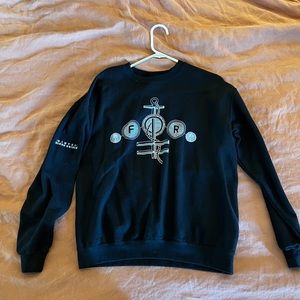 💸CCO SALE💸 Unisex Black & White Frightened Rabbit Crewneck Sweatshirt